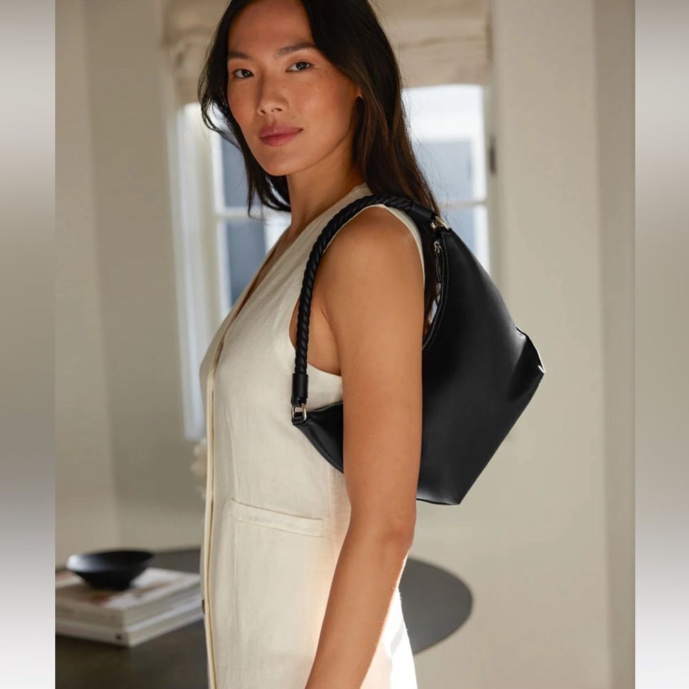 JENNI KAYNE Crescent Shoulder Bag - Picture 5 of 9